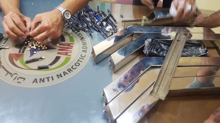 الشرطة الفلسطينية تحبط محاولة تهريب حبوب مخدرة قادمة من تركيا